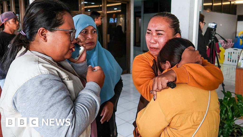 Indonesia: Dozens missing after ferry sinks off Bali