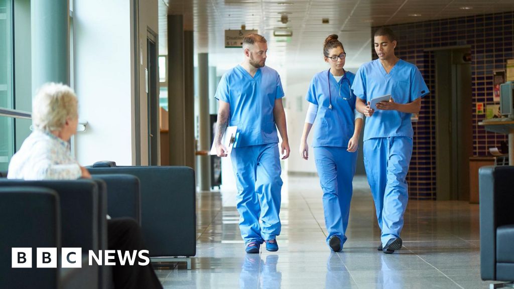 Resident doctors in Scotland begin ballot for strike action