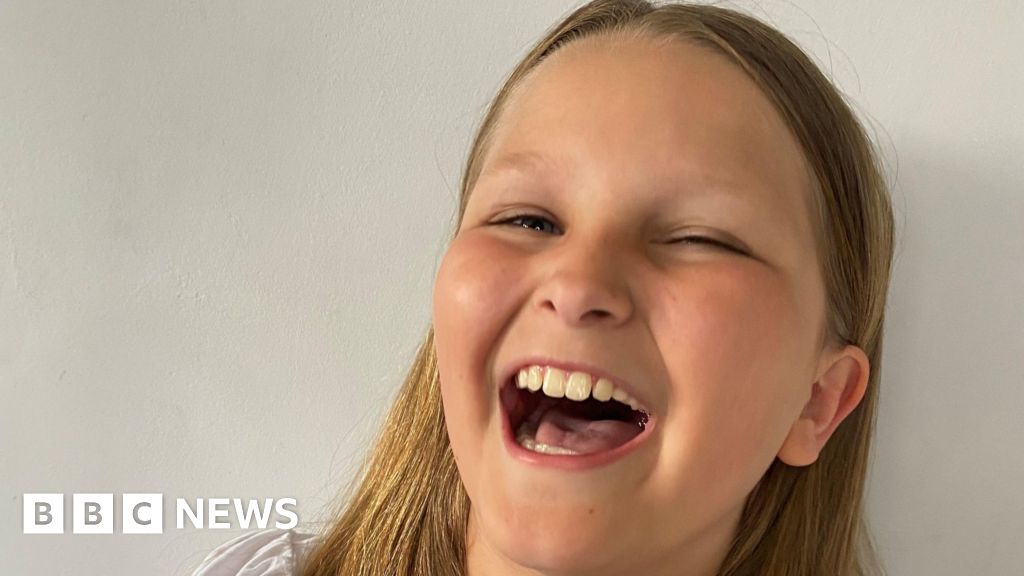 bbc.co.uk - Hayley Coyle - Mia Lucas was let down by hospital, mum tells inquest - BBC News