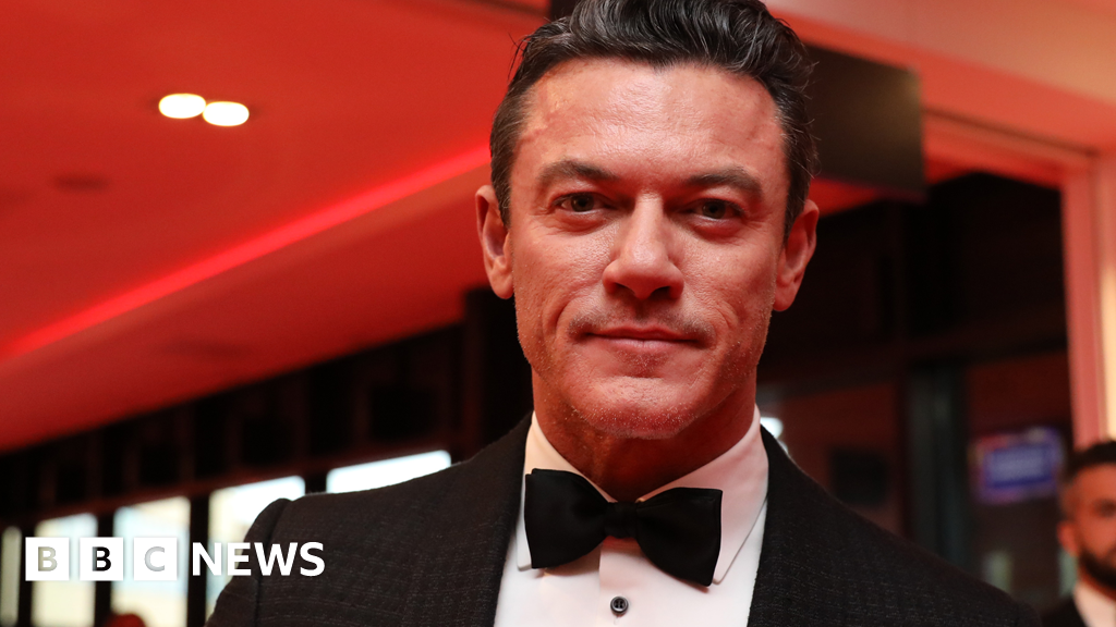 Actor Luke Evans: My body insecurities give me ‘terrible anxiety’