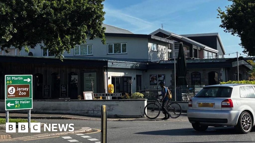 Help for seasonal workers among hot topics for St Saviour voters