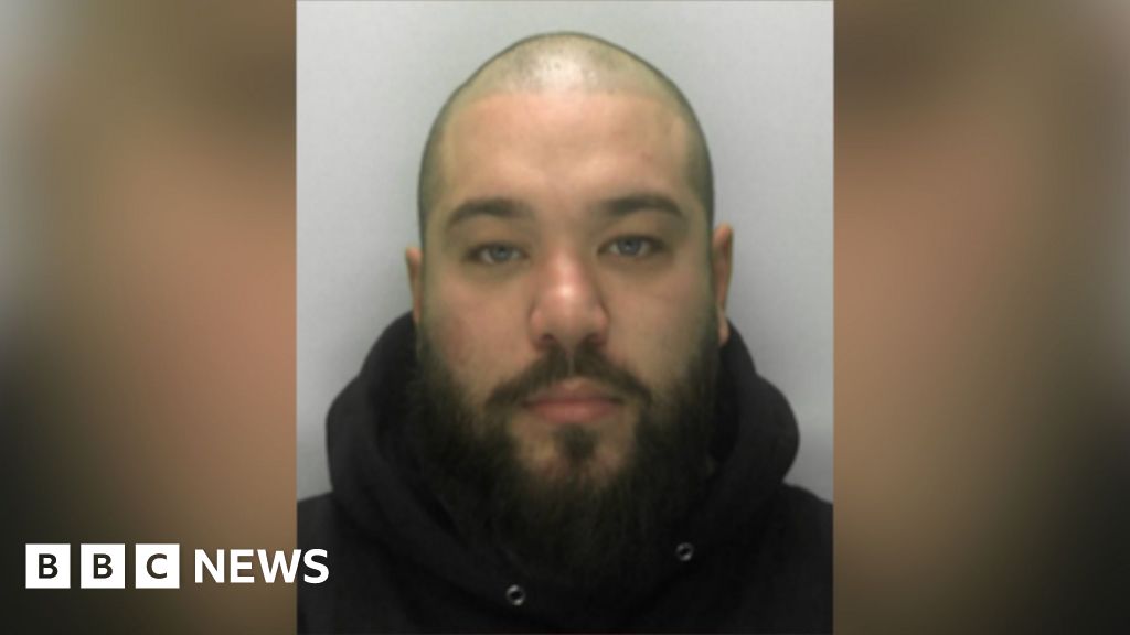 bbc.co.uk - Members of &pound;2m Post Office money laundering gang jailed