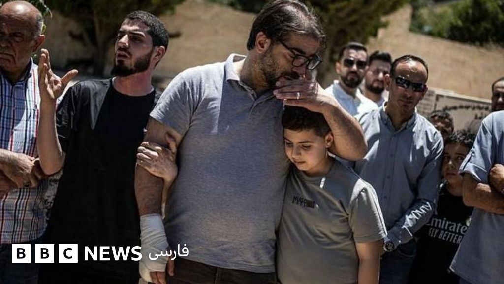 تدفین نوزاد هفت ماهه فلسطینی که در کرانه باختری اشغالی به ضرب گلوله نیروهای اسرائیلی کشته شد