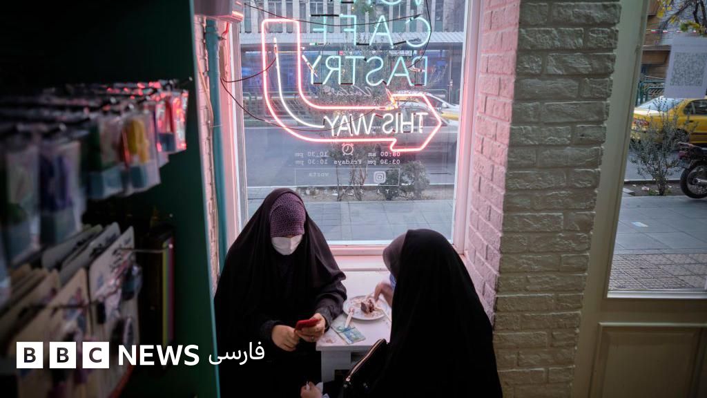 کافه‌رفتن با چادر؛ چگونه تصاویر زنان محجبه در اماکن عمومی یک «حرکت اعتراضی» توصیف شد؟