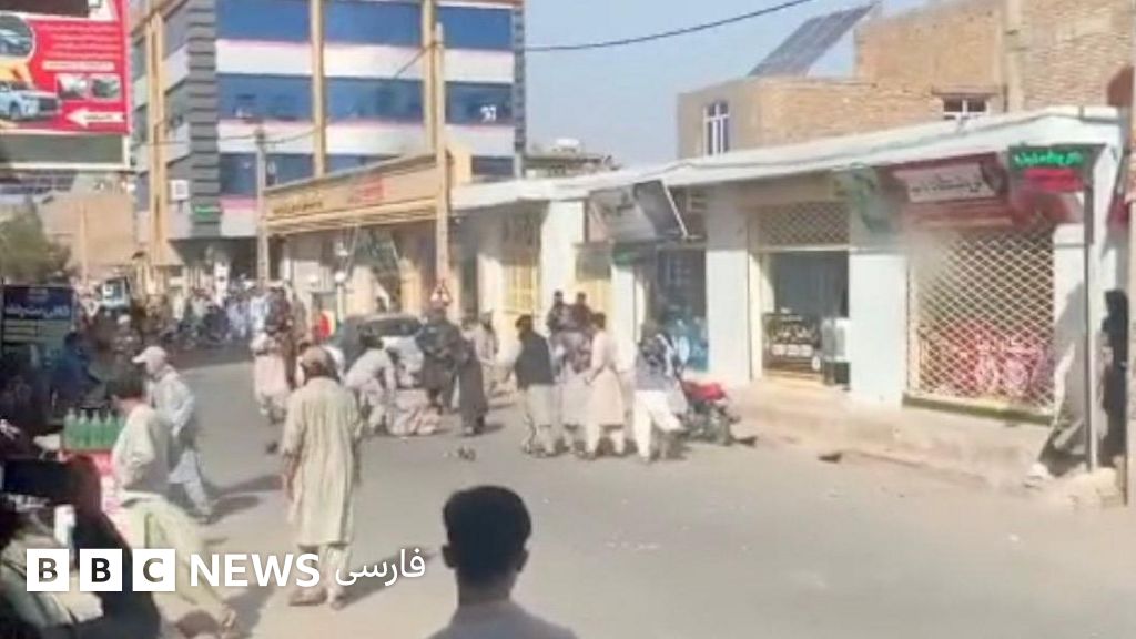 در تیراندازی طالبان به معترضان به حجاب در هرات دست