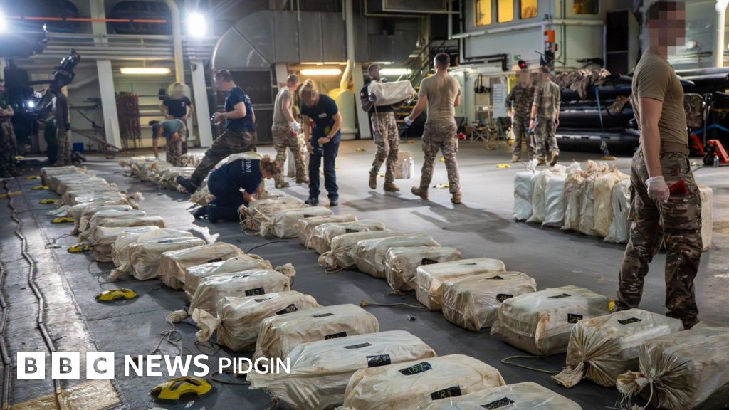 PortMiami Dive Team, French Navy Seize Cocaine
