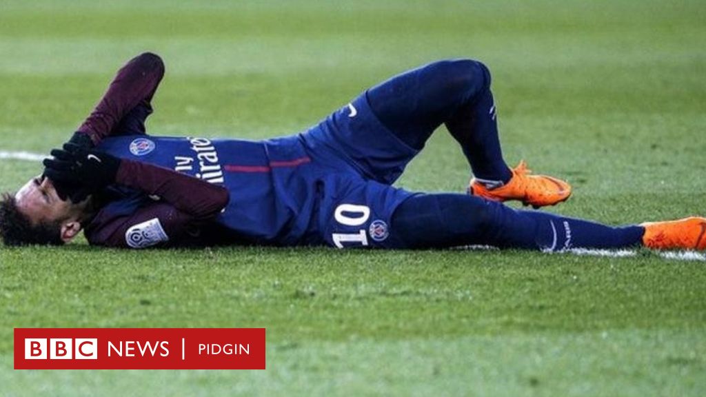 Neymar out for 10 weeks with foot injury