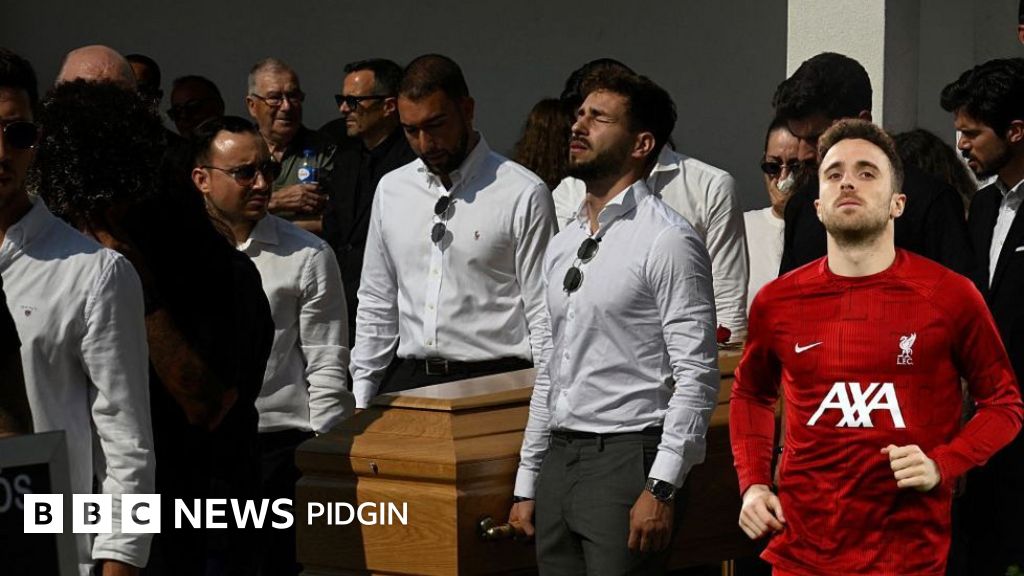Diogo Jota funeral: Tears flow as family and football stars gada to lay ogbonge player and im broda to rest - BBC News Pidgin