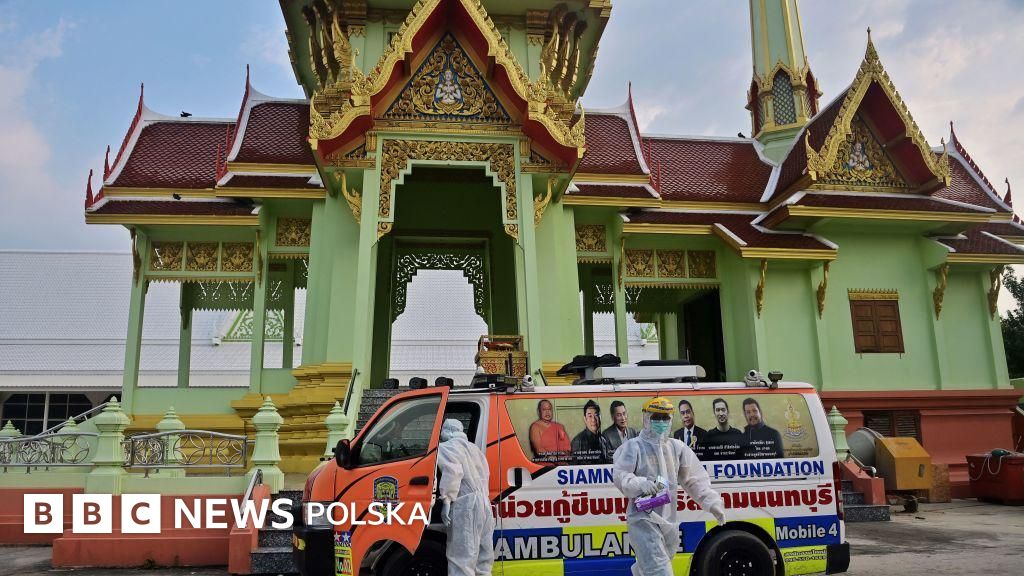 Kremacja kobiety w Tajlandii wstrzymana po pukaniu w trumnę - BBC News Polska