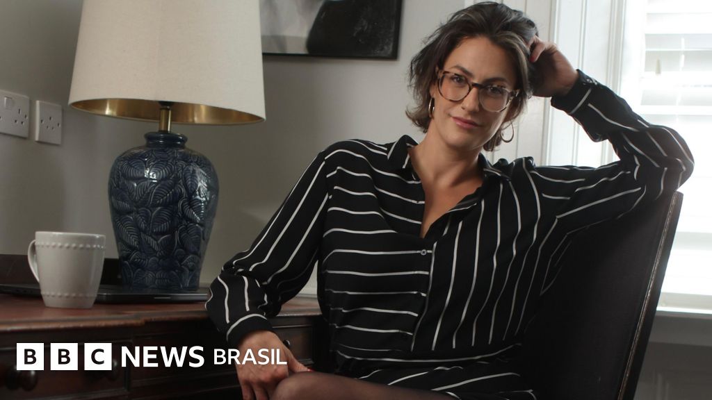 A dominatrix que criou empresa para combater pornô de vingança após ter imagens vazadas por clientes