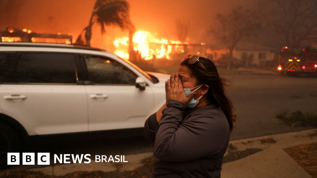 O que são os ventos de Santa Ana, que tornam incêndios em Los Angeles 'incontroláveis'