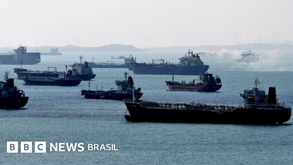 O que é a frota de navios fantasmas que os EUA acusam a Venezuela de usar para burlar sanções e exportar petróleo?