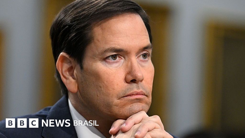 EUA suspendem agendamentos para vistos de estudante e querem vasculhar redes sociais de candidatos