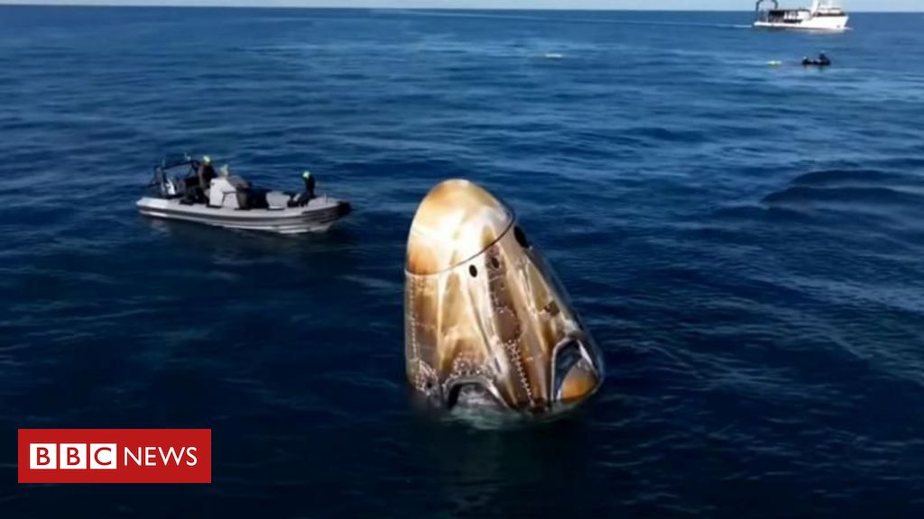 A chegada de astronautas na Terra após 9 meses 'presos' no espaço