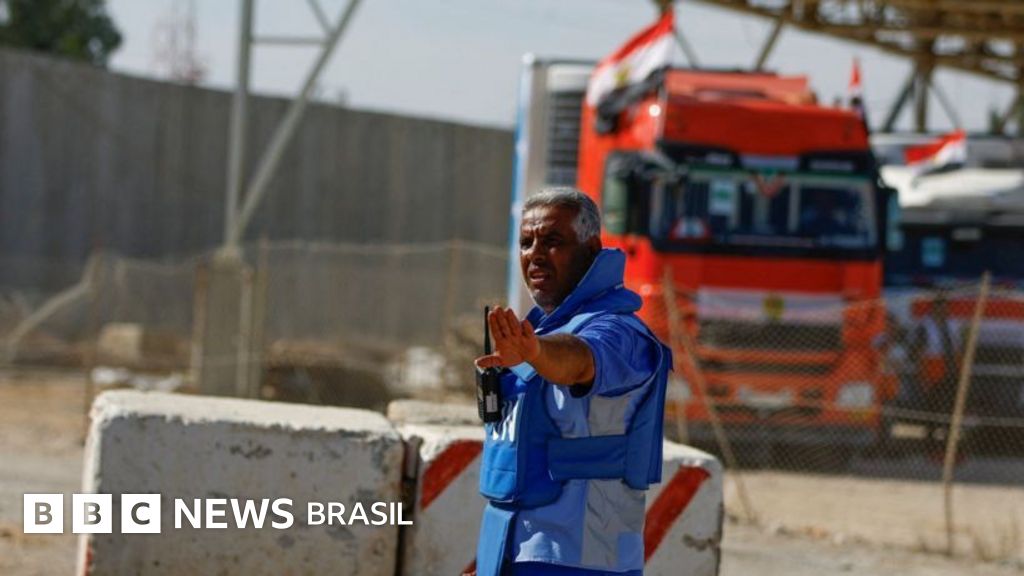 20 caminhões com ajuda humanitária entraram em Gaza pelo Egito