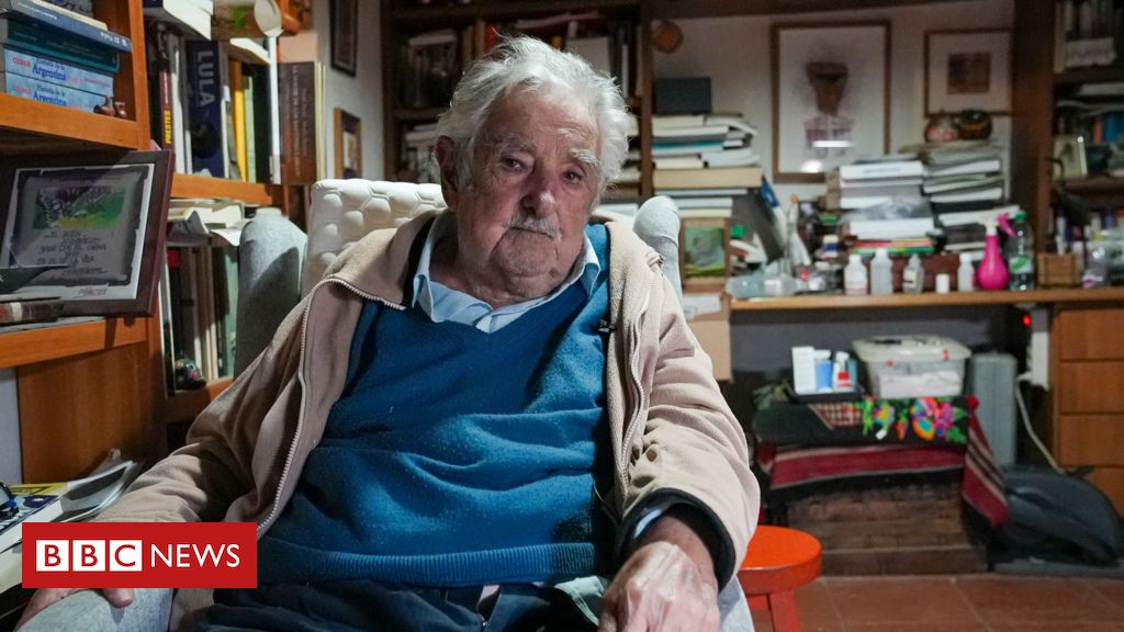 Mujica: 'Se você não tiver uma causa, a sociedade vai te enquadrar, e você vai passar a vida pagando contas'