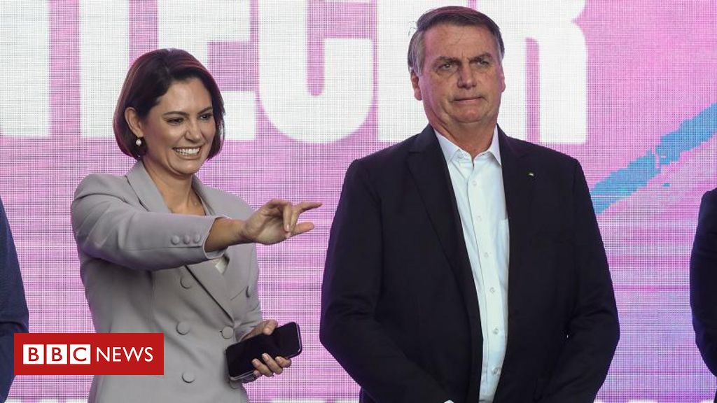 Bolsonaro, Michelle e Cid na PF: o silêncio do casal e a estratégia da polícia no caso das joias