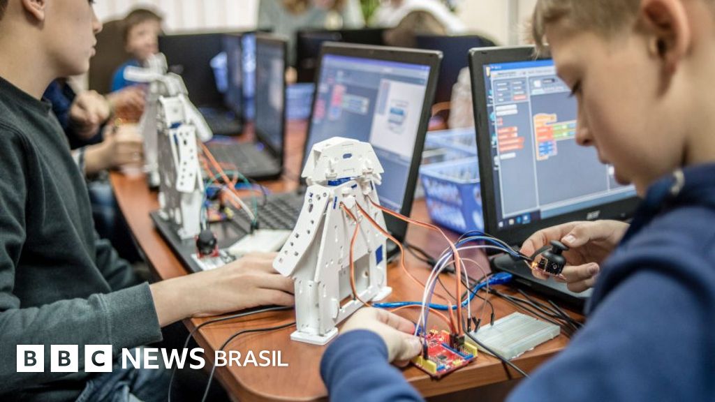 Por que computação e engenharia são vistas como ‘coisas de meninos’ – e como mudar isso