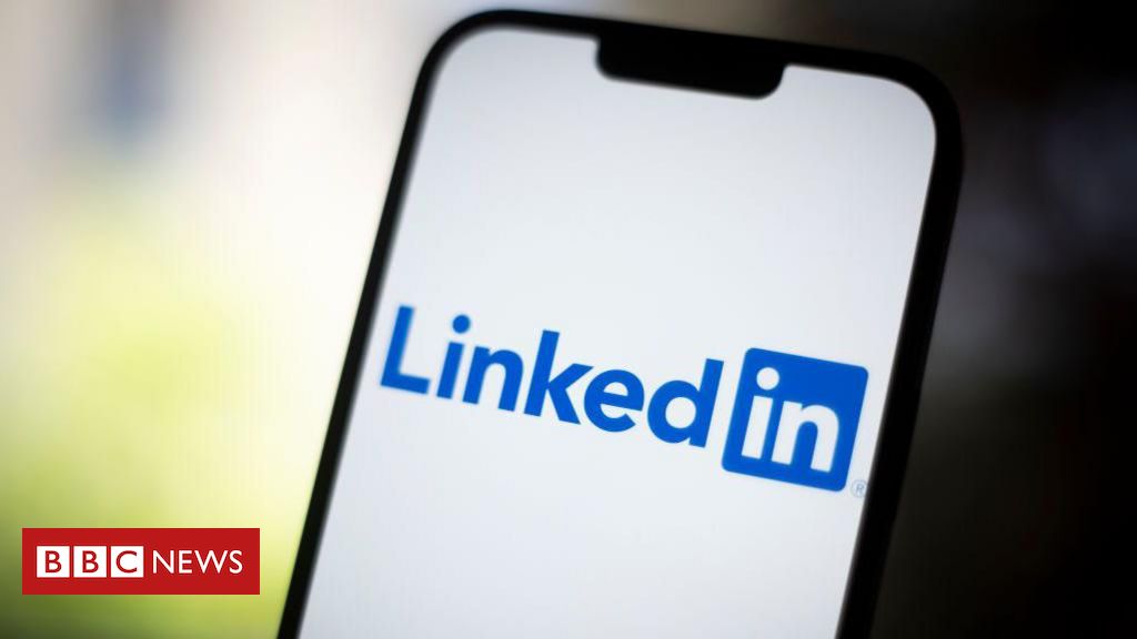 Emprego: 10 dicas para usar o LinkedIn e conquistar a vaga dos sonhos em 2024