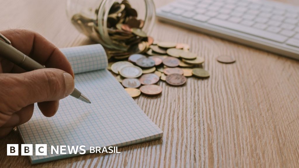 Por que é polêmico comparar as contas do governo com o orçamento doméstico?