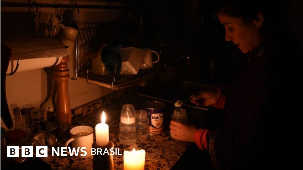 Apagão gigantesco deixa sem luz Argentina e parte do Uruguai