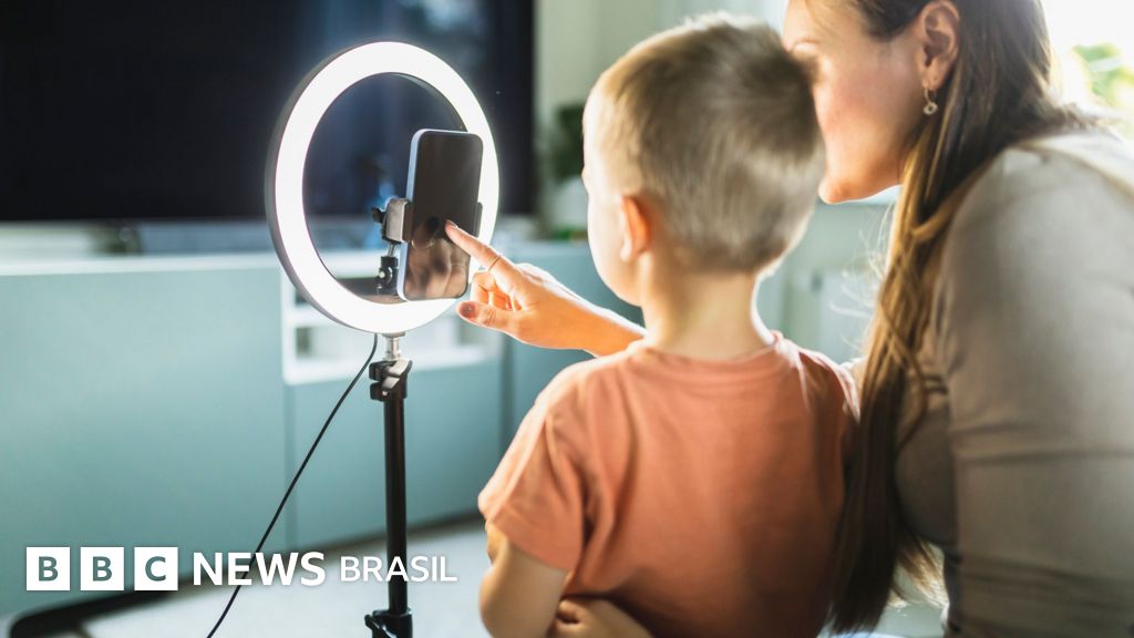 Os pais criticados por 'monetizar' seus filhos nas redes sociais