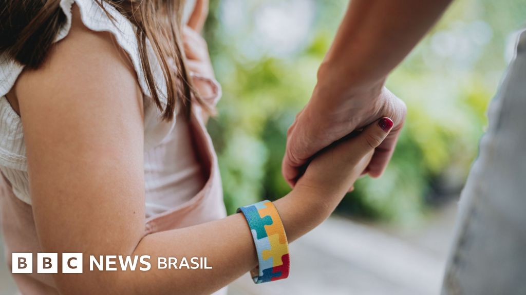 Como padrões de conversa podem ajudar a identificar sinais precoces de autismo