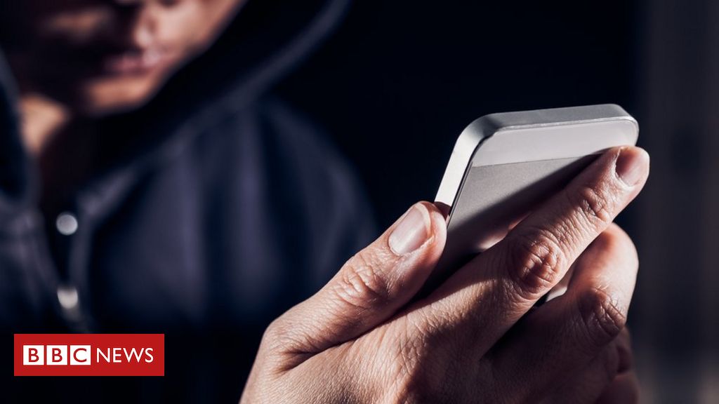 Celular: como saber se seu telefone foi hackeado e o que fazer para se  proteger - BBC News Brasil