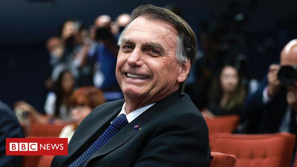 Bolsonaro 'habilidoso' ou 'excesso de deferência' a Moraes? Juristas se dividem sobre interrogatório amistoso no STF