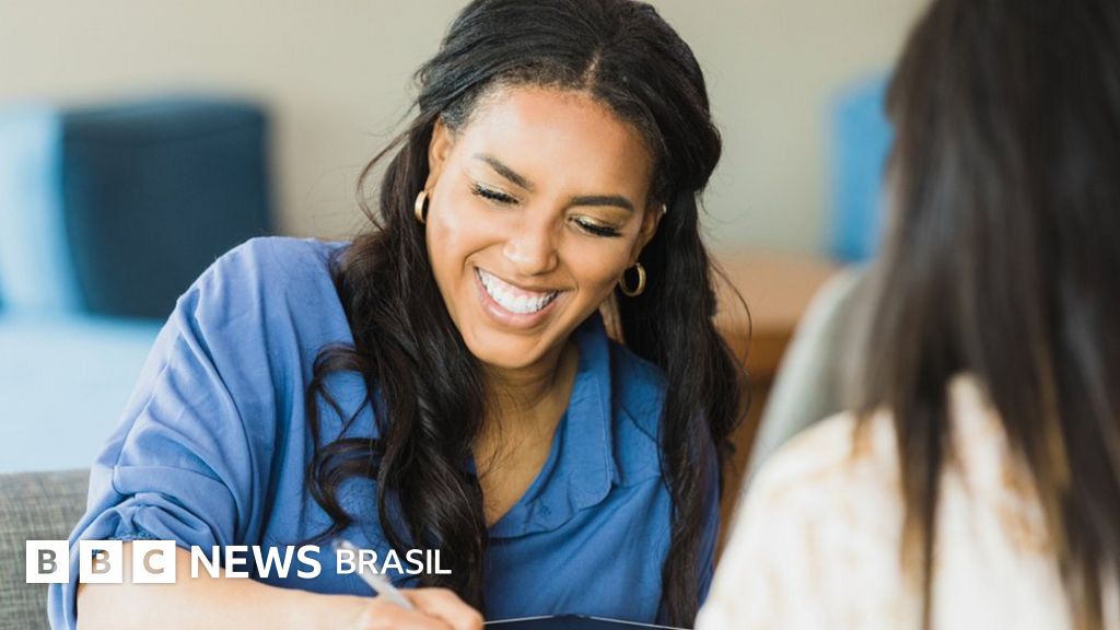 Entrevista de emprego: como responder a ‘fale sobre você’