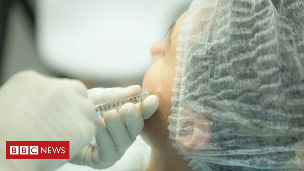 Pacientes modelos' se oferecem como 'cobaias' em treinamentos de  harmonização a botox - BBC News Brasil