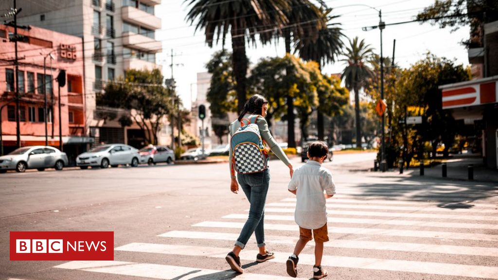 Como tornar as cidades mais seguras para mulheres: os planos do urbanismo feminista