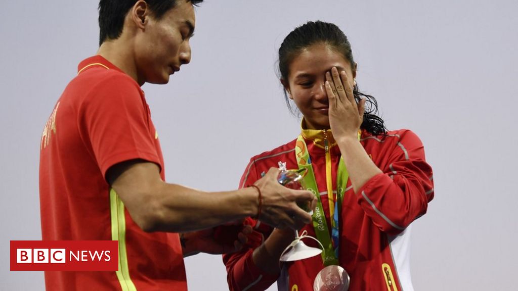 Após cinco anos, China autoriza namoro de estrela do ping-pong - BBC News  Brasil