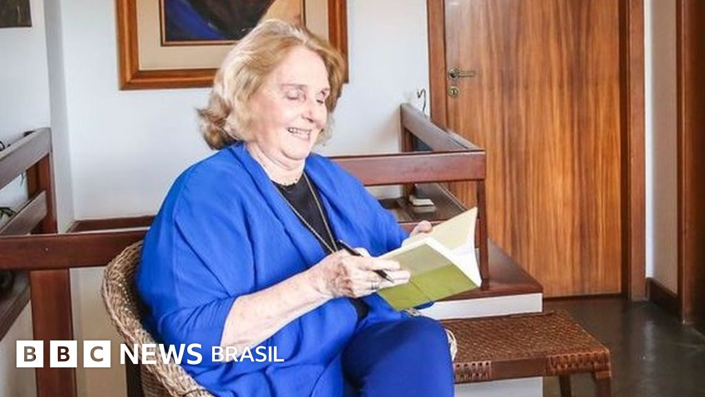 O adeus à escritora Lya Luft, que se dedicou a destrinchar relações humanas