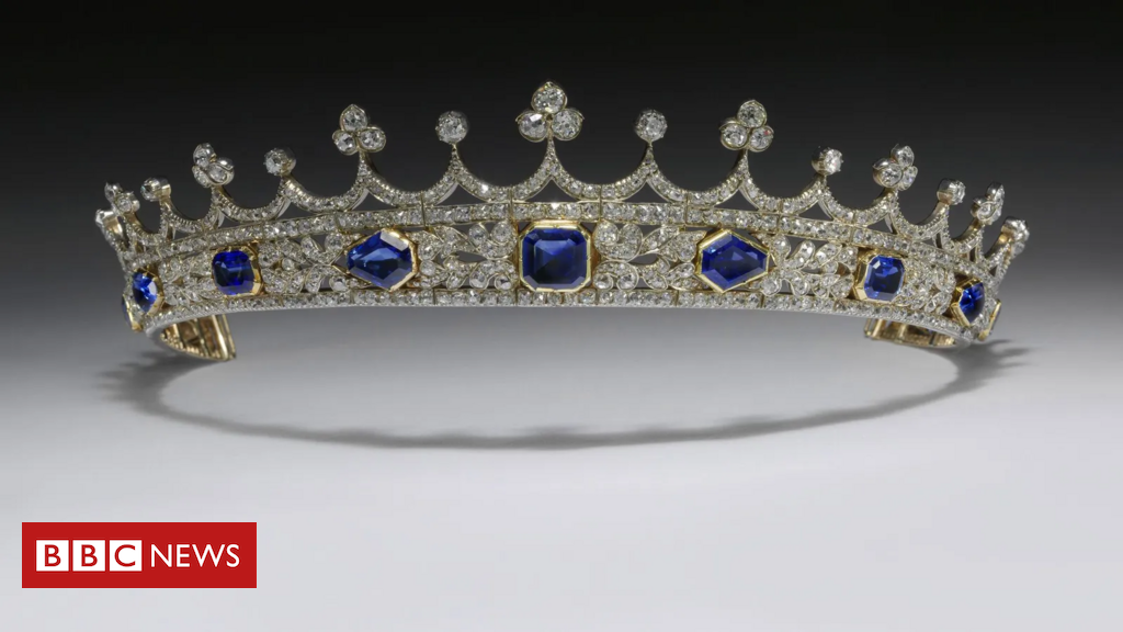 A maldição de Hope: A misteriosa história do diamante azul da Coroa