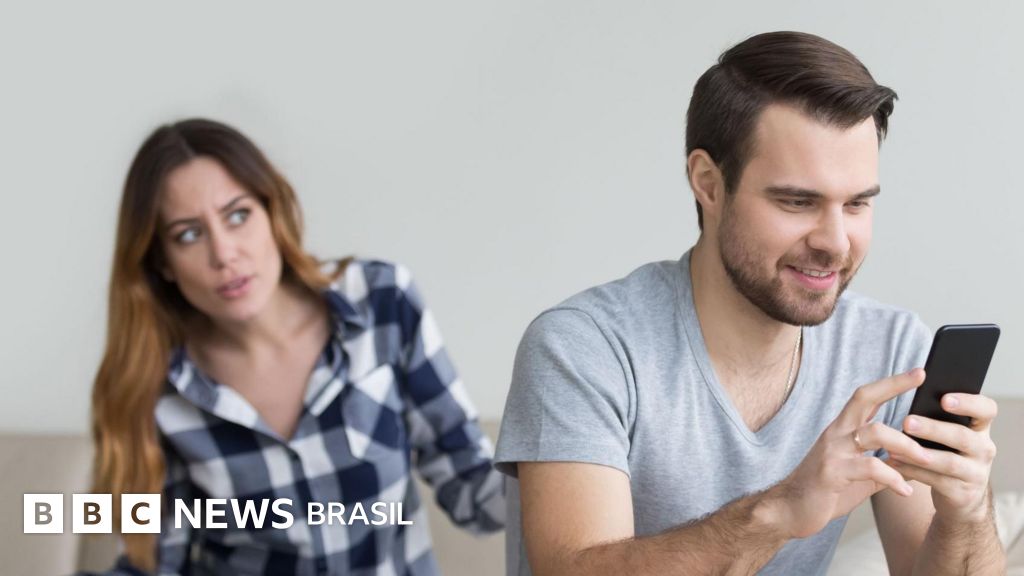 Como uso do celular pode arruinar seu relacionamento