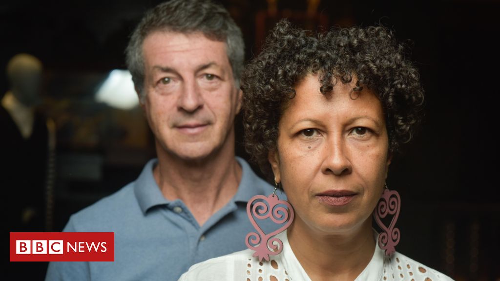 'Como descobrimos que nosso pai sobreviveu ao Holocausto e pode ter ajudado a caçar nazista'