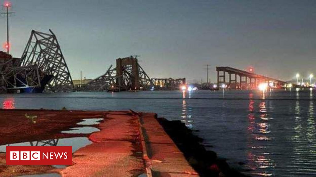 Ponte desaba após colisão de navio cargueiro nos EUA: Guarda Costeira diz que 6 pessoas morreram