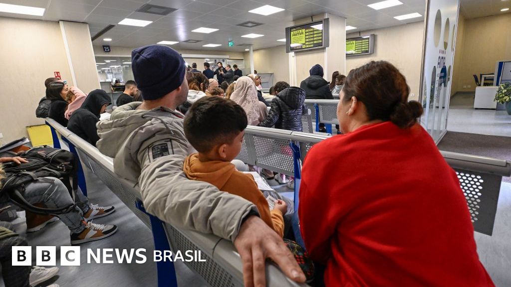 Como linha dura de novo governo de Portugal com regras de imigração afeta brasileiros: 'Vida em suspenso'
