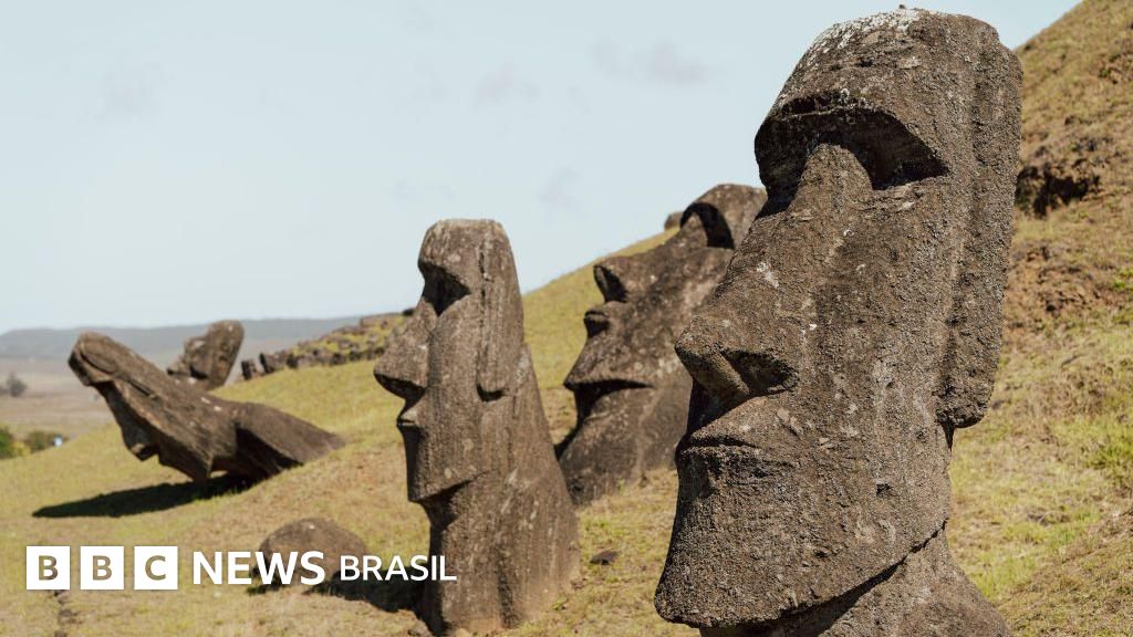 A lenta destruição das estátuas gigantes na Ilha de Páscoa: 'Um dia voltarão ao oceano'