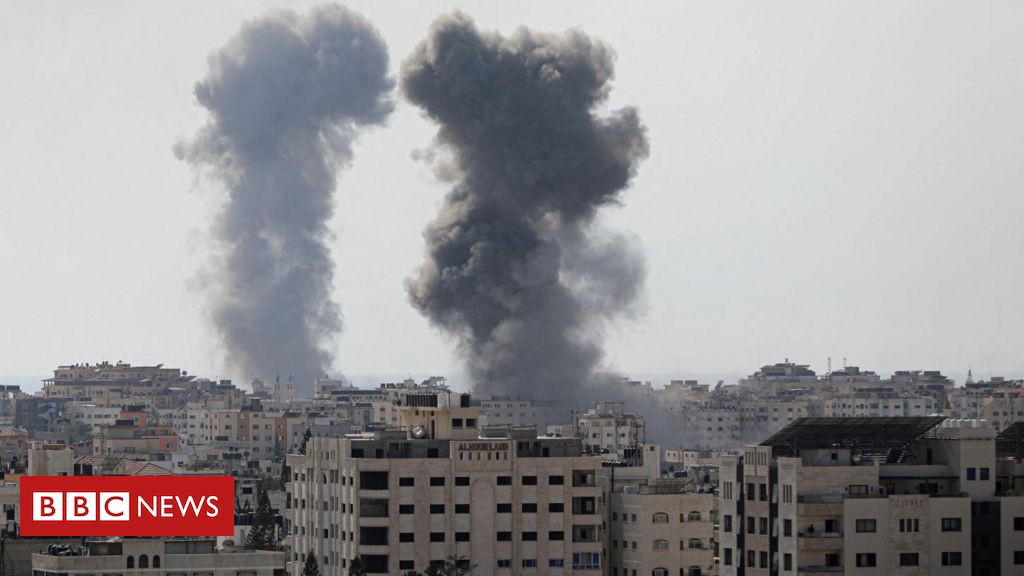Israel amplia ofensiva terrestre com tanques vistos dentro de Gaza
