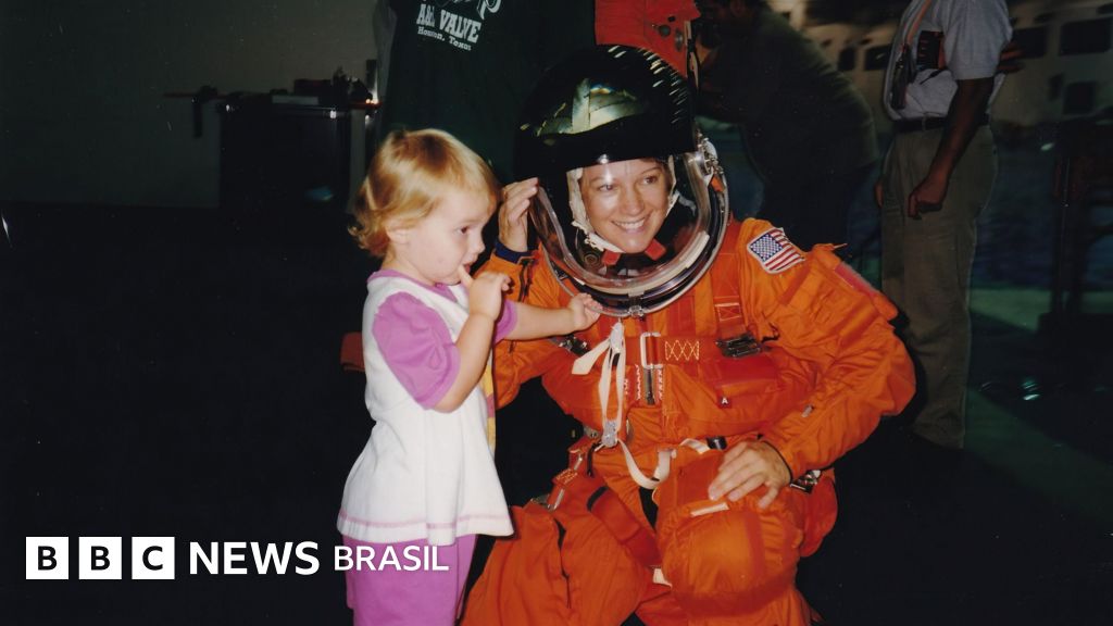 'É mais difícil criar uma criança do que comandar ônibus espacial', diz pioneira da Nasa à BBC