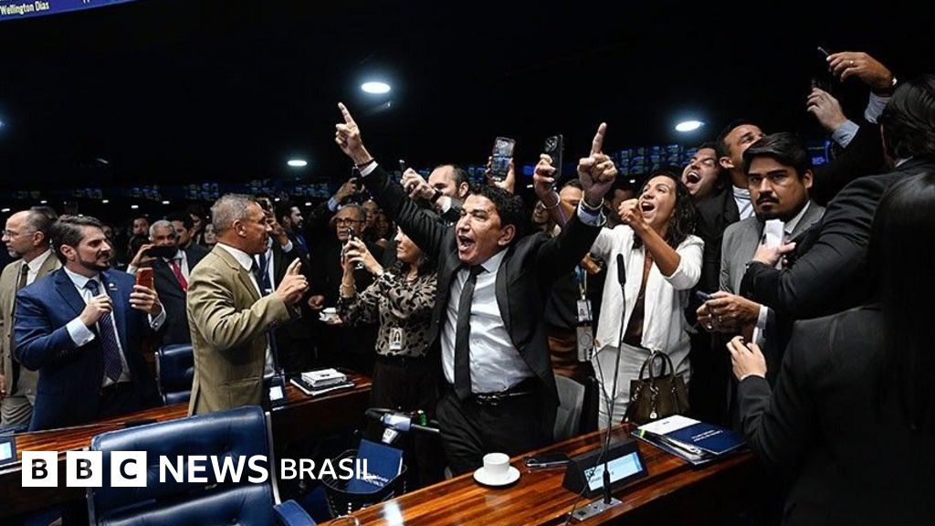 Oposição celebra rejeição de Messias ao STF enquanto governo atribuiu derrota a 'chantagem política'