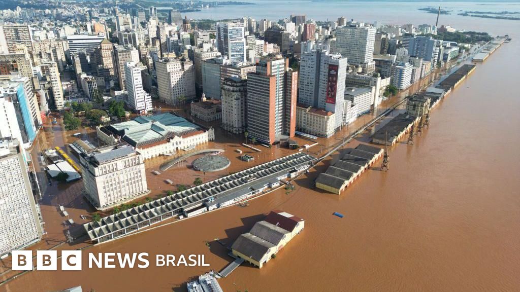 'A bateria está quase no final, filha': o desespero de ficar horas sem contato por causa das enchentes no RS