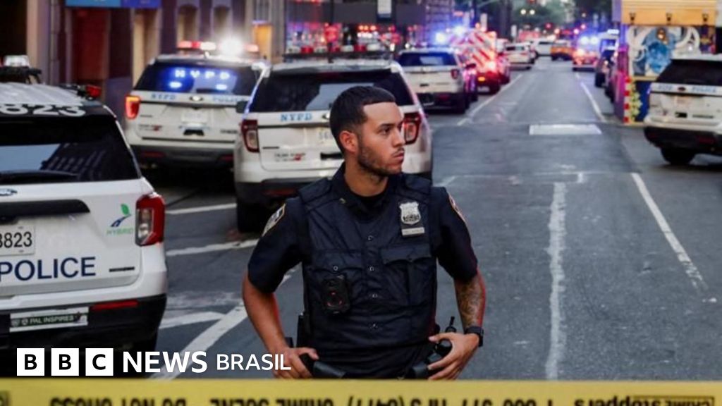 Quatro pessoas morrem baleadas em ataque a prédio corporativo em Nova York, incluindo policial
