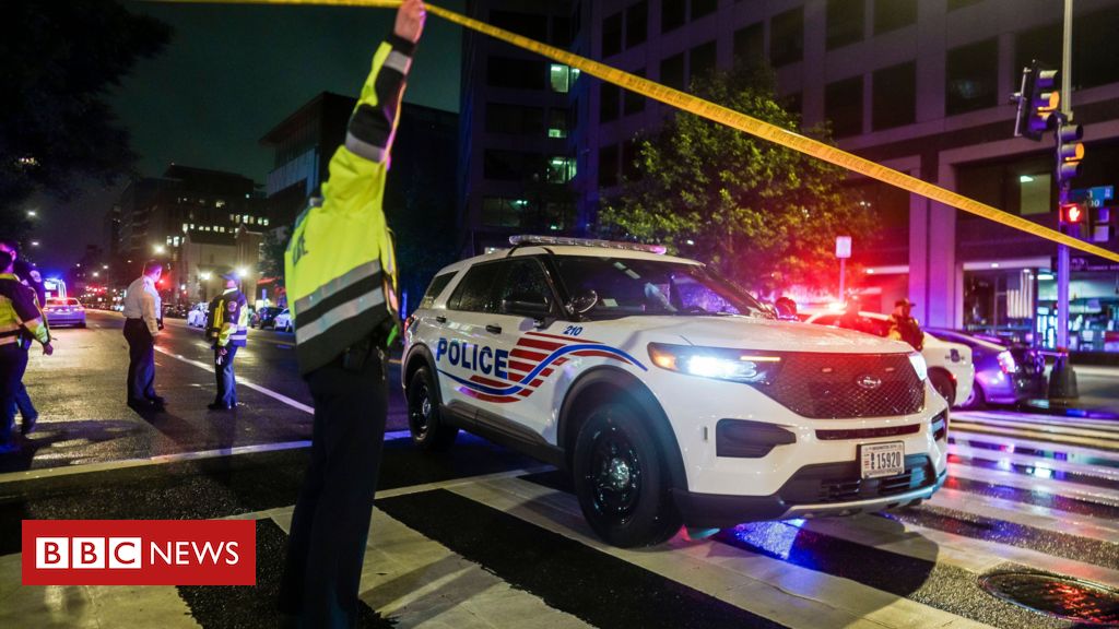 O momento da prisão de suspeito de matar 2 funcionários da Embaixada de Israel nos EUA