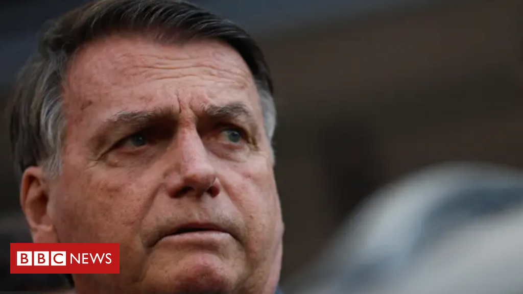 PF indicia Bolsonaro em inquérito sobre joias: entenda o caso