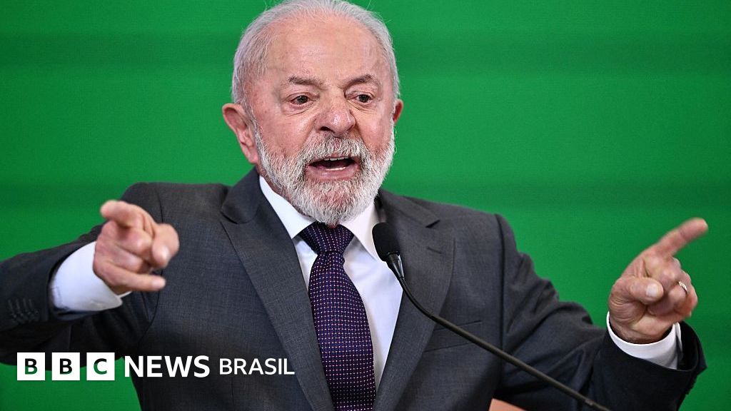 'Ataque de Zezé Di Camargo a filhas de Silvio Santos foi cretinice', afirma Lula