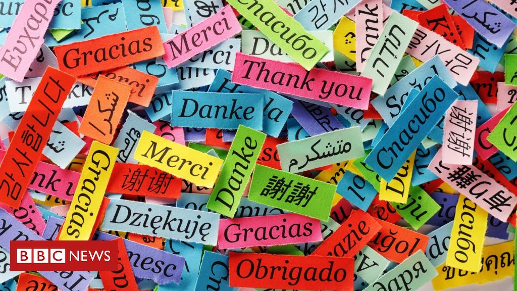 Como falar outras línguas mexe com nosso cérebro - BBC News Brasil