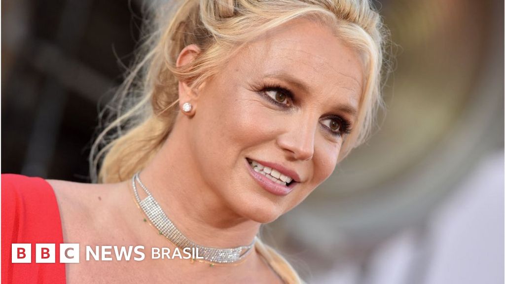 Juíza suspende pai de Britney Spears como tutor legal da cantora
